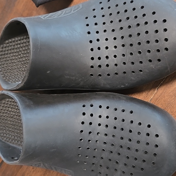 Calzuro Classic Work Clogs Slip Resitant Unisex Made In Italy Size 36/37 EUC - Picture 7 of 8